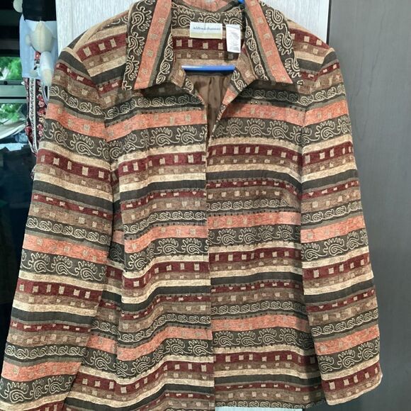 NWOT. Alfred Dunner Brand Women’s Size 18W Tapestry L//S Jacket - Picture 2 of 10